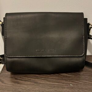 Portland Leather Crossbody Bag
